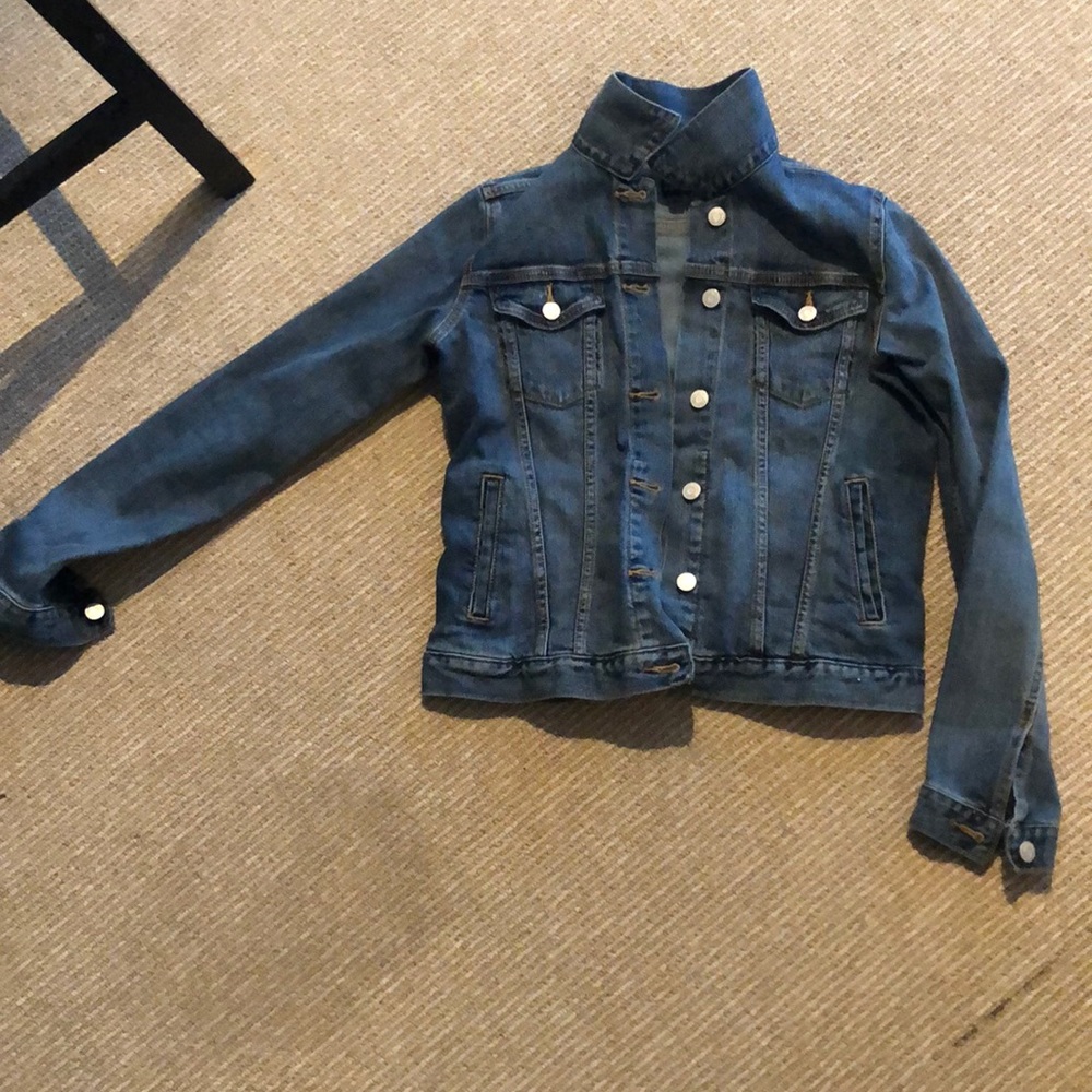 GAP iconic denim jacket